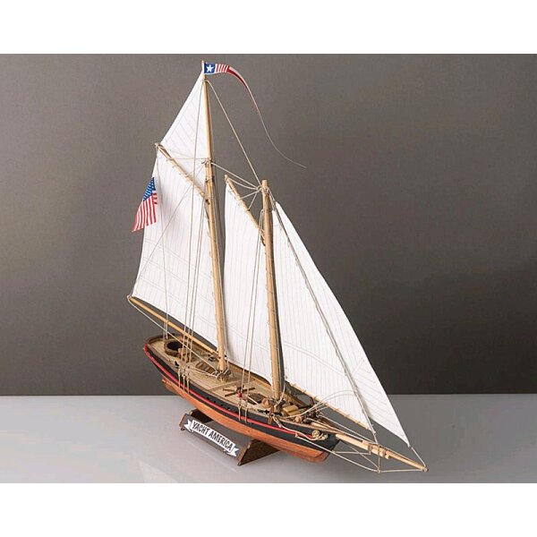 America Yacht 1:155 Baukasten